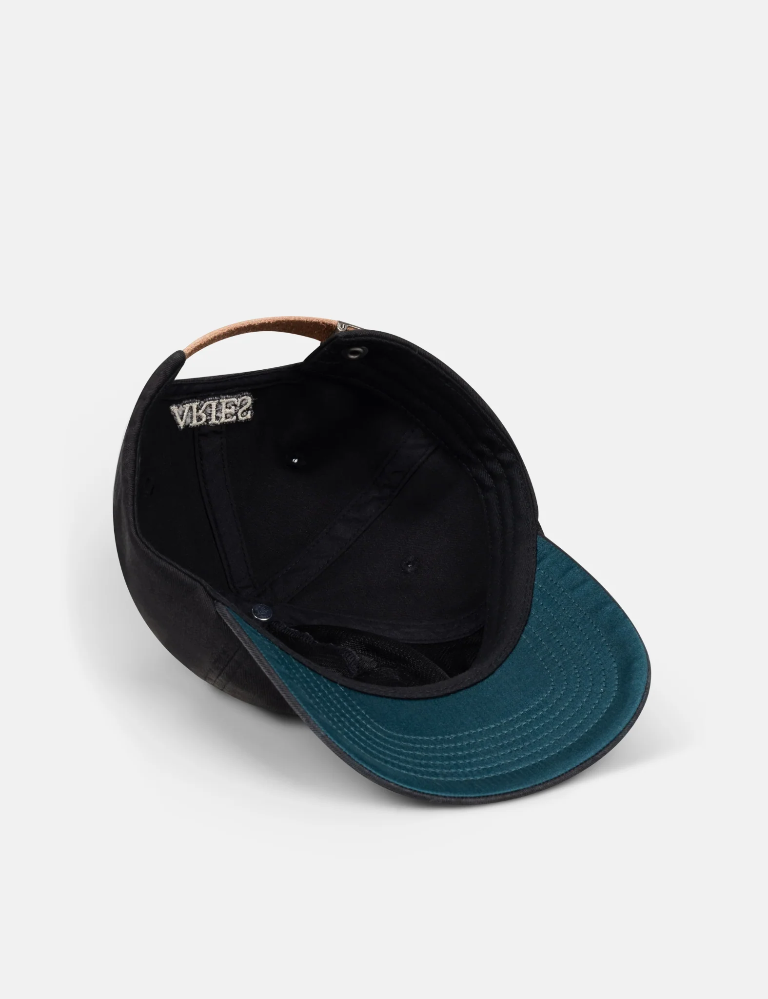 Aries Aged Column Cap - Black - Image 4