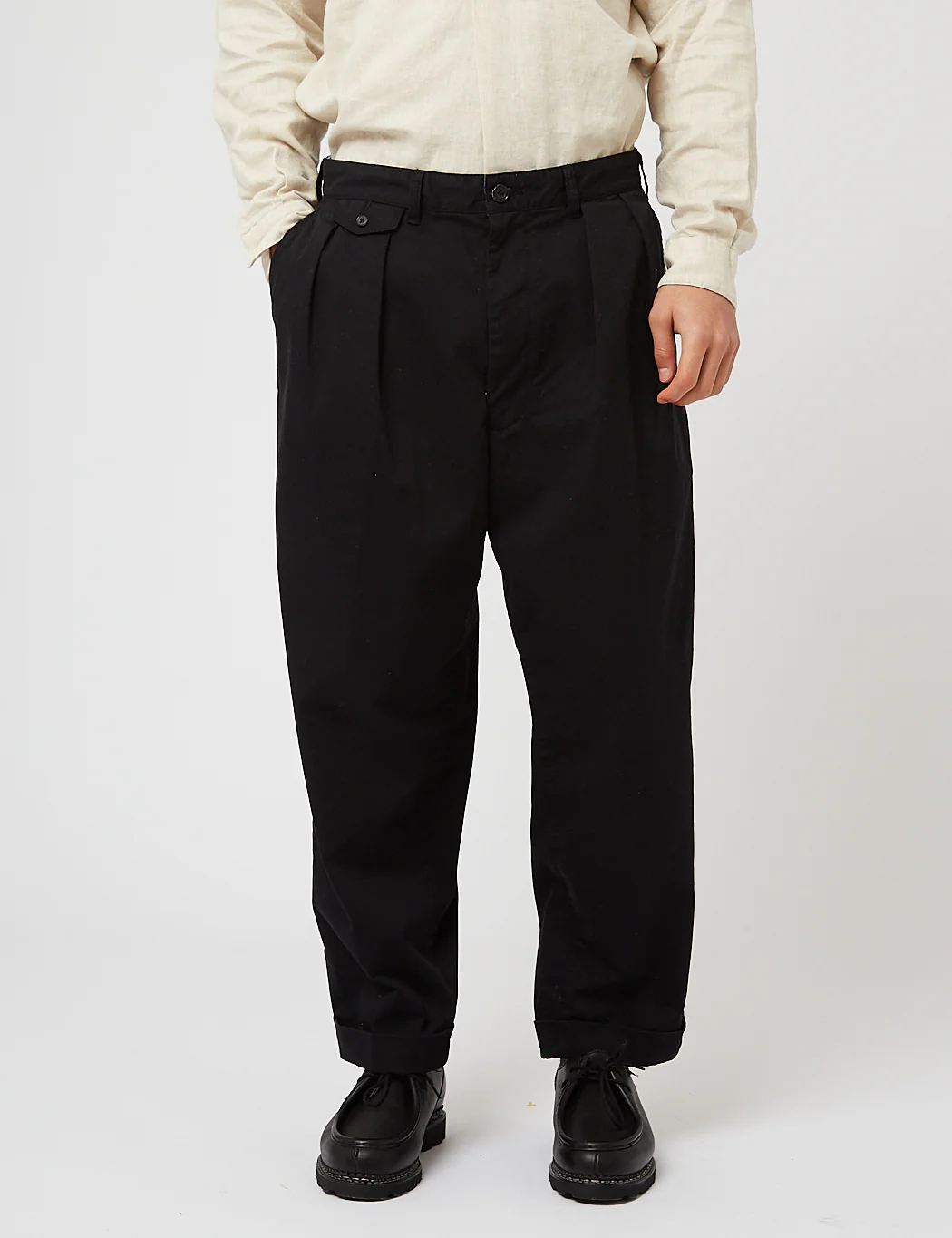 Beams Plus 2 Pleat Twill Trousers - Black - Image 13