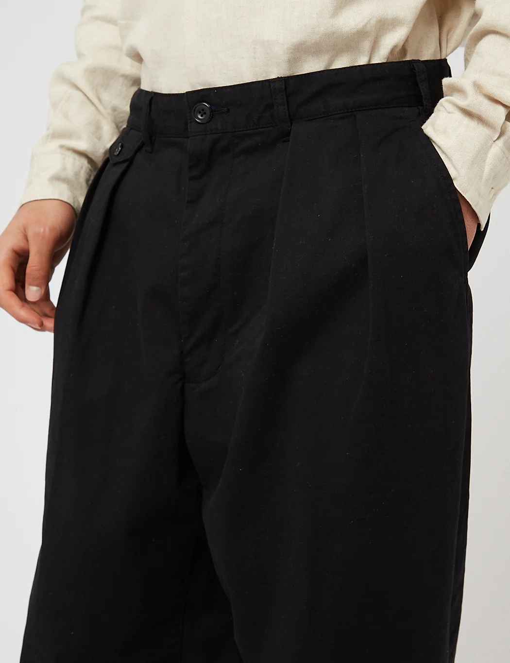 Beams Plus 2 Pleat Twill Trousers - Black - Image 15