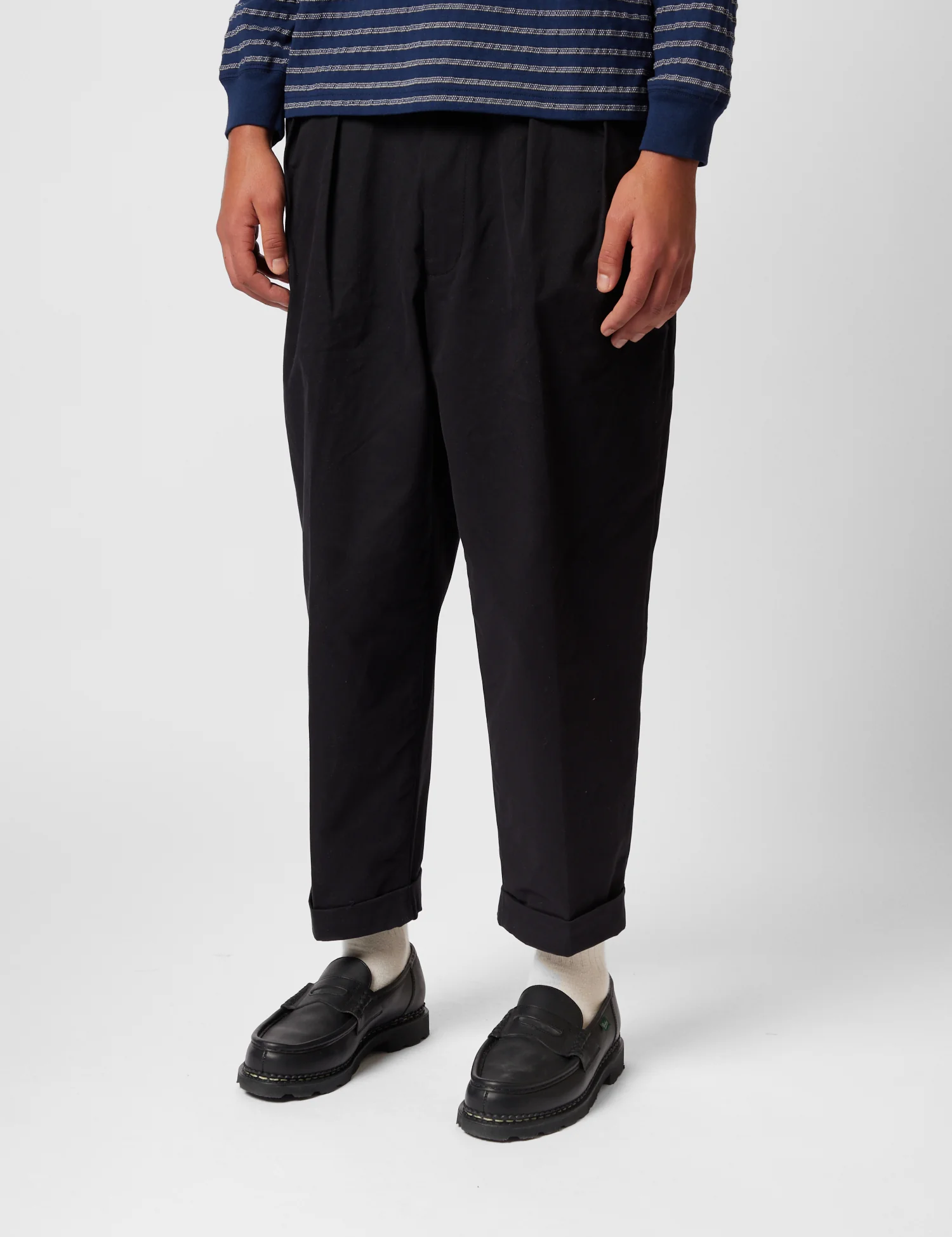 Beams Plus 2 Pleat Twill Trousers - Black - Image 4