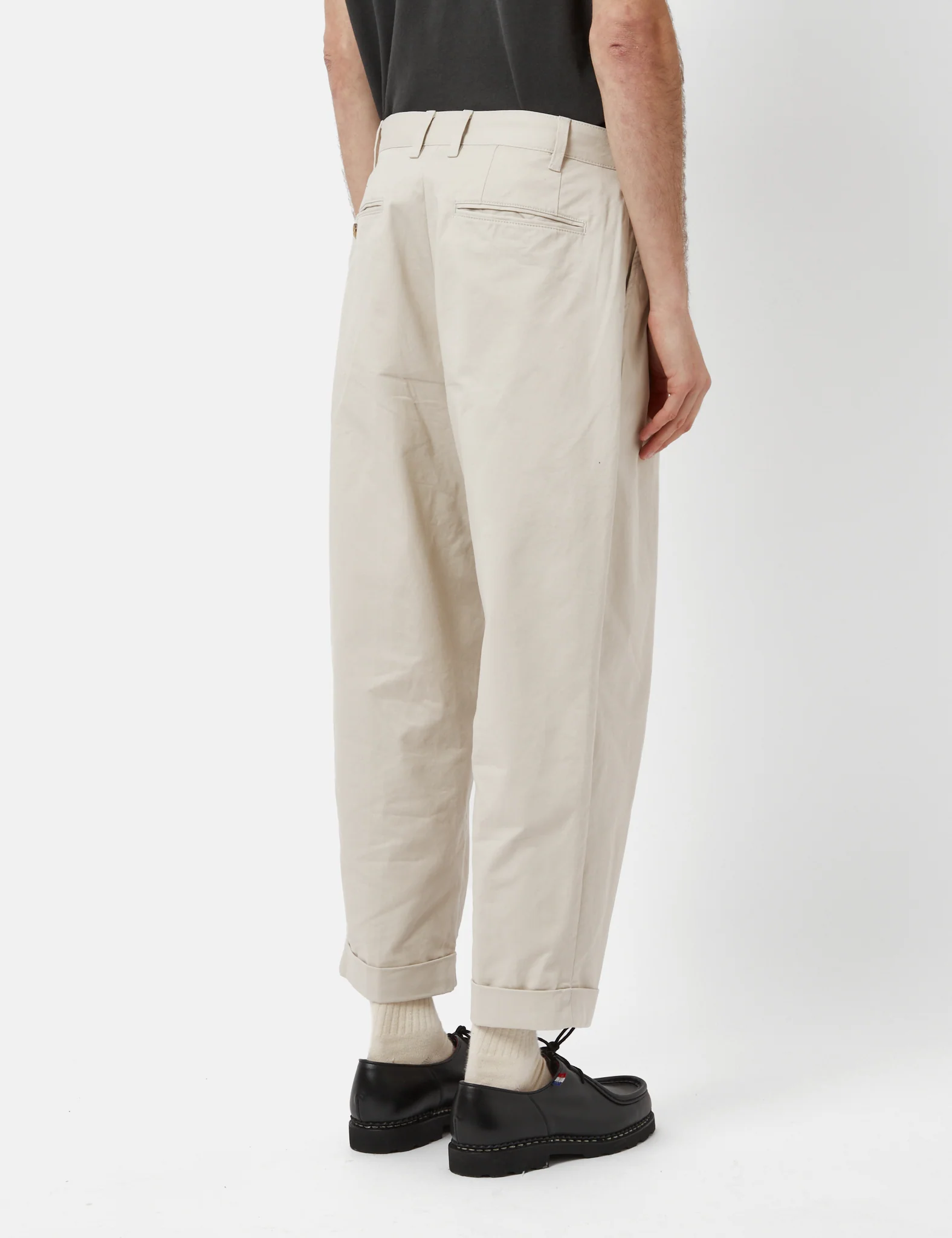 Beams Plus 2 Pleat Twill Trousers - Cement Grey - Image 4