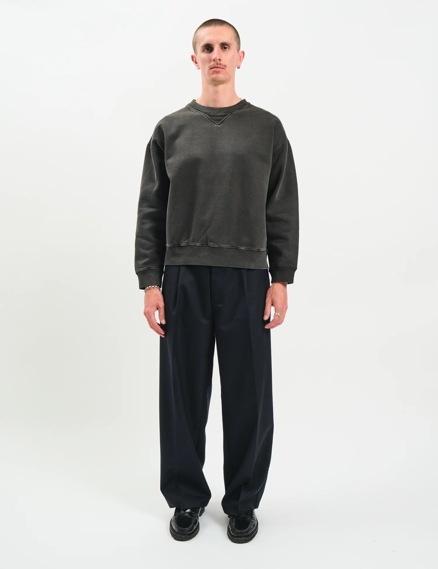 Bhode Box Crew Sweatshirt - Washed Anthracite - Image 3
