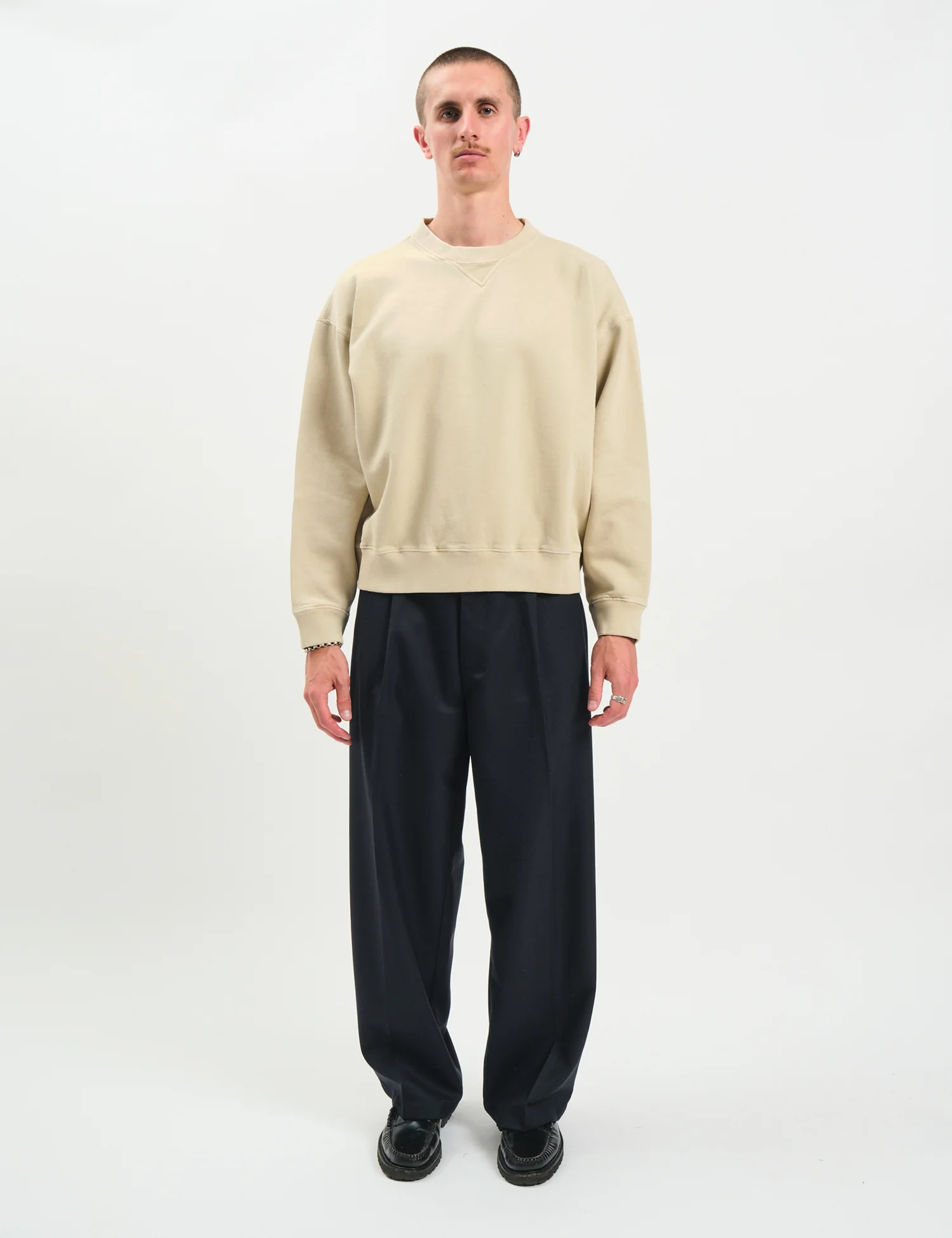 Bhode Box Crew Sweatshirt - Washed Oyster Grey - Image 3