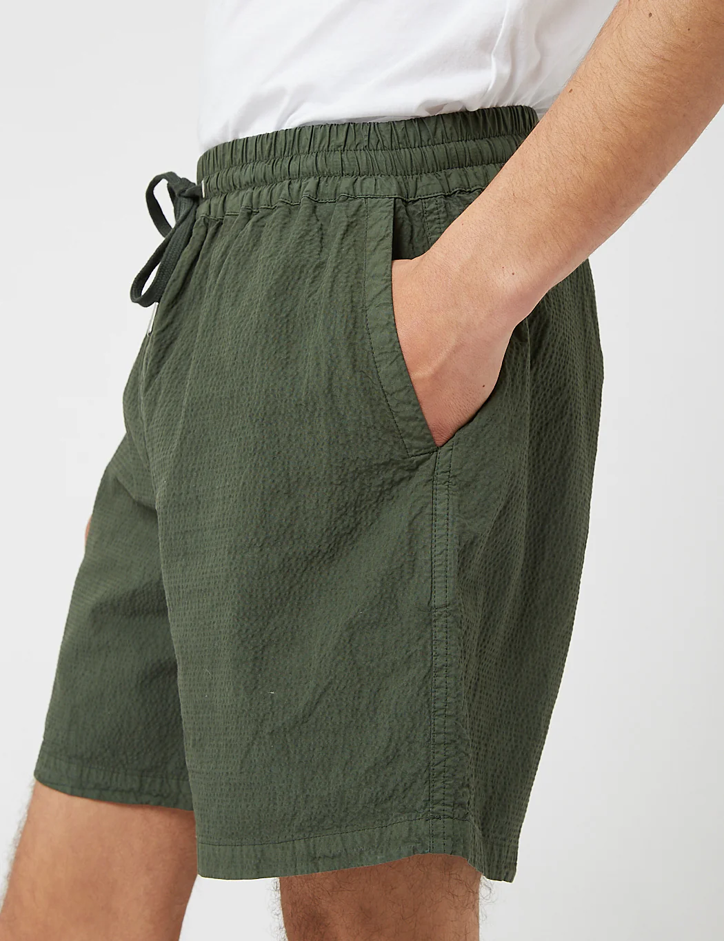 Bhode Drawstring Shorts (Seersucker) - Bottle Green - Image 6