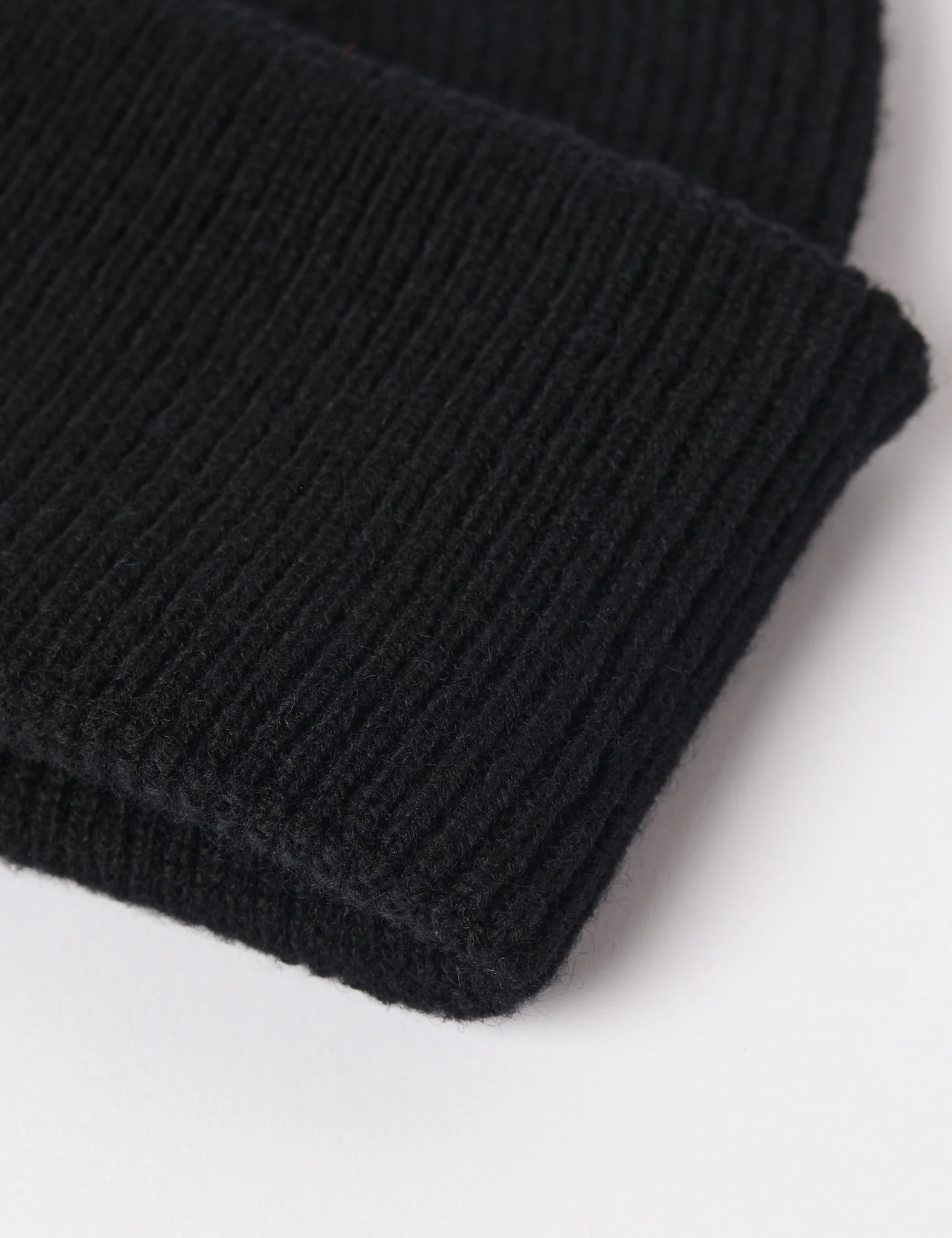 Bhode Newlyn Fishermans Wool Beanie Hat (Knitted in Scotland) - Black - Image 2