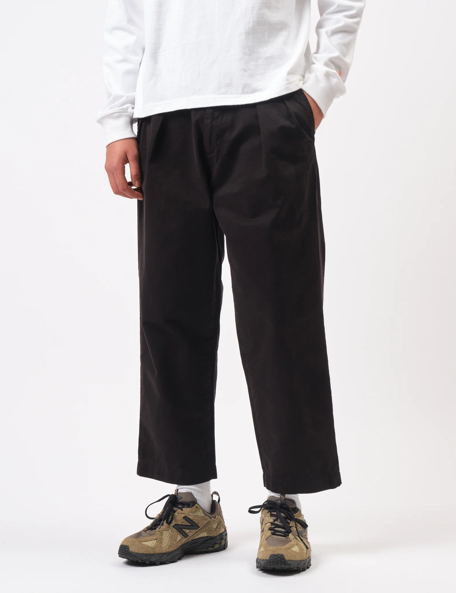 Bhode Two Pleat Pant - Black - Image 4