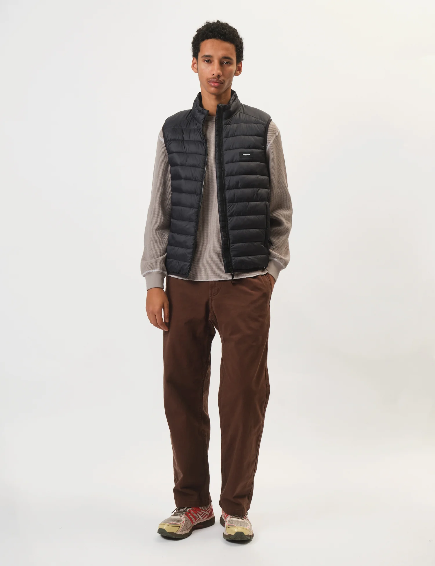 Finisterre Nimbus Gilet - Black - Image 3