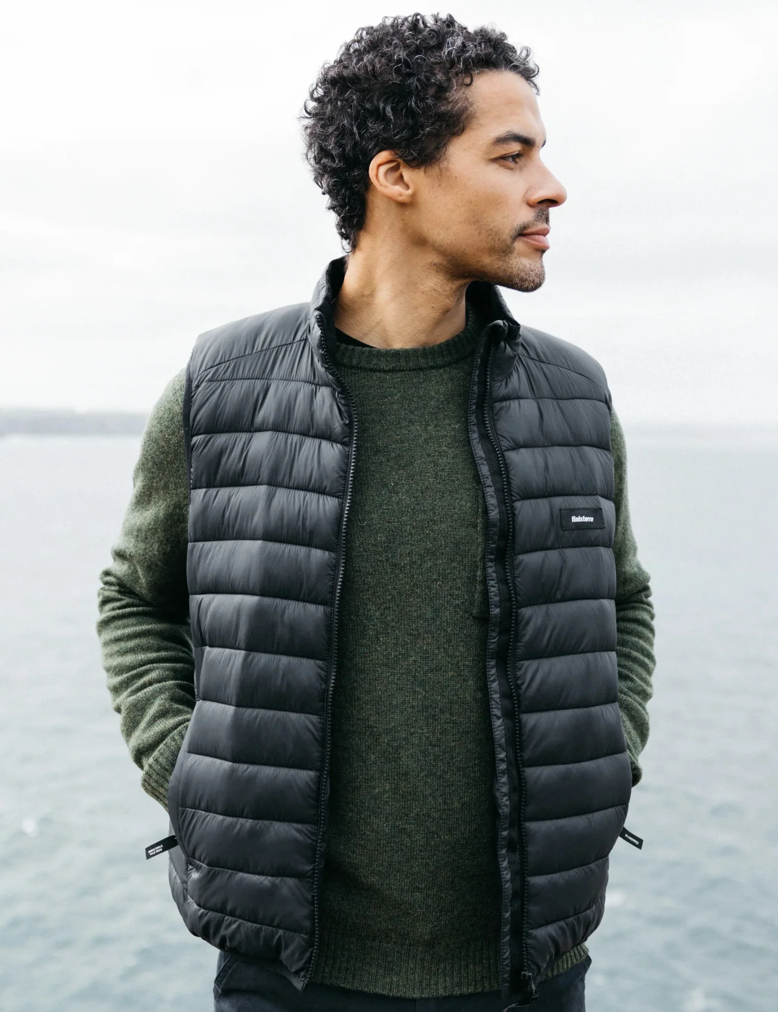 Finisterre Nimbus Gilet - Black - Image 5