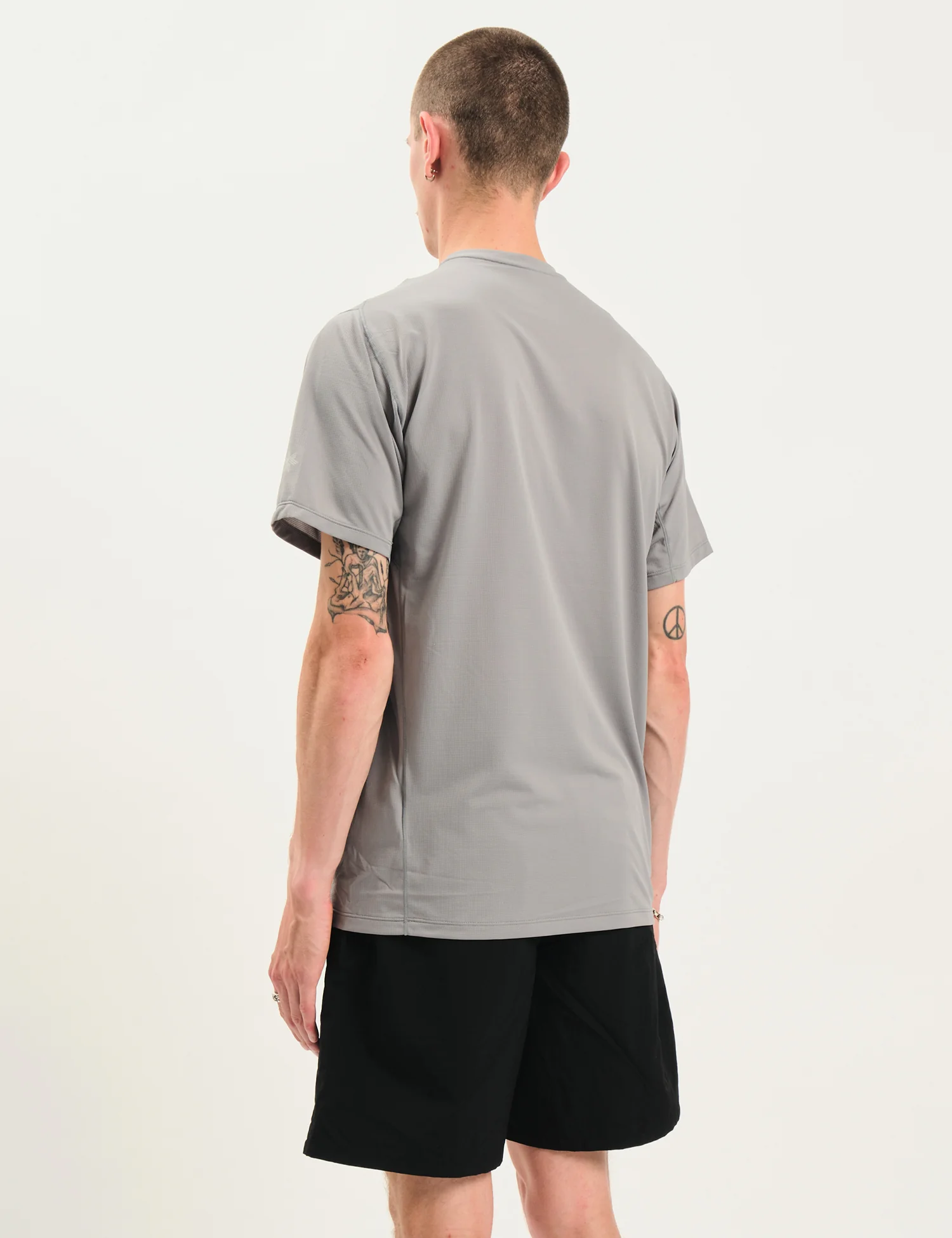 Goldwin WF-Dry T-Shirt - Sleet Grey - Image 4