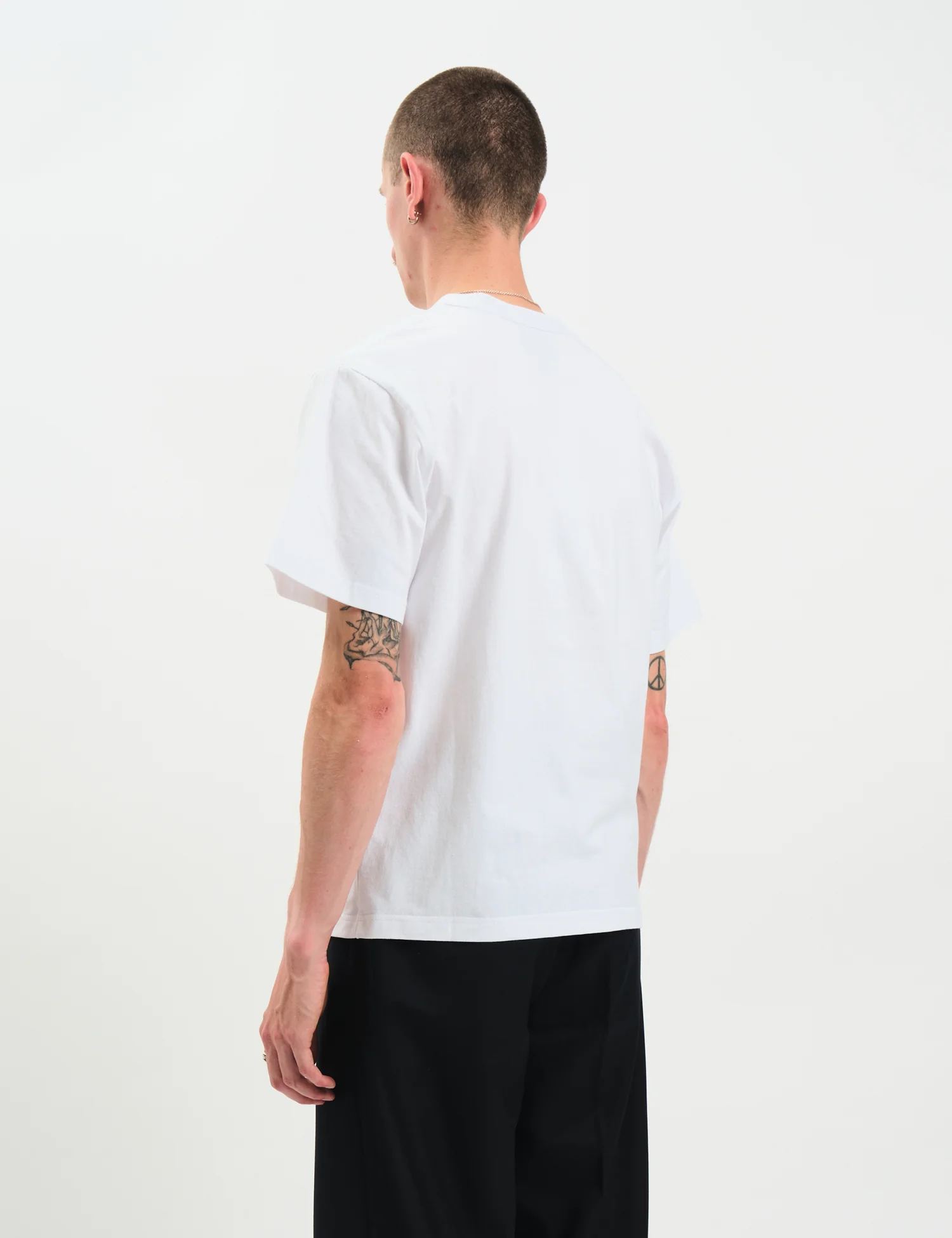 Larriet Leisure T-Shirt - White - Image 5