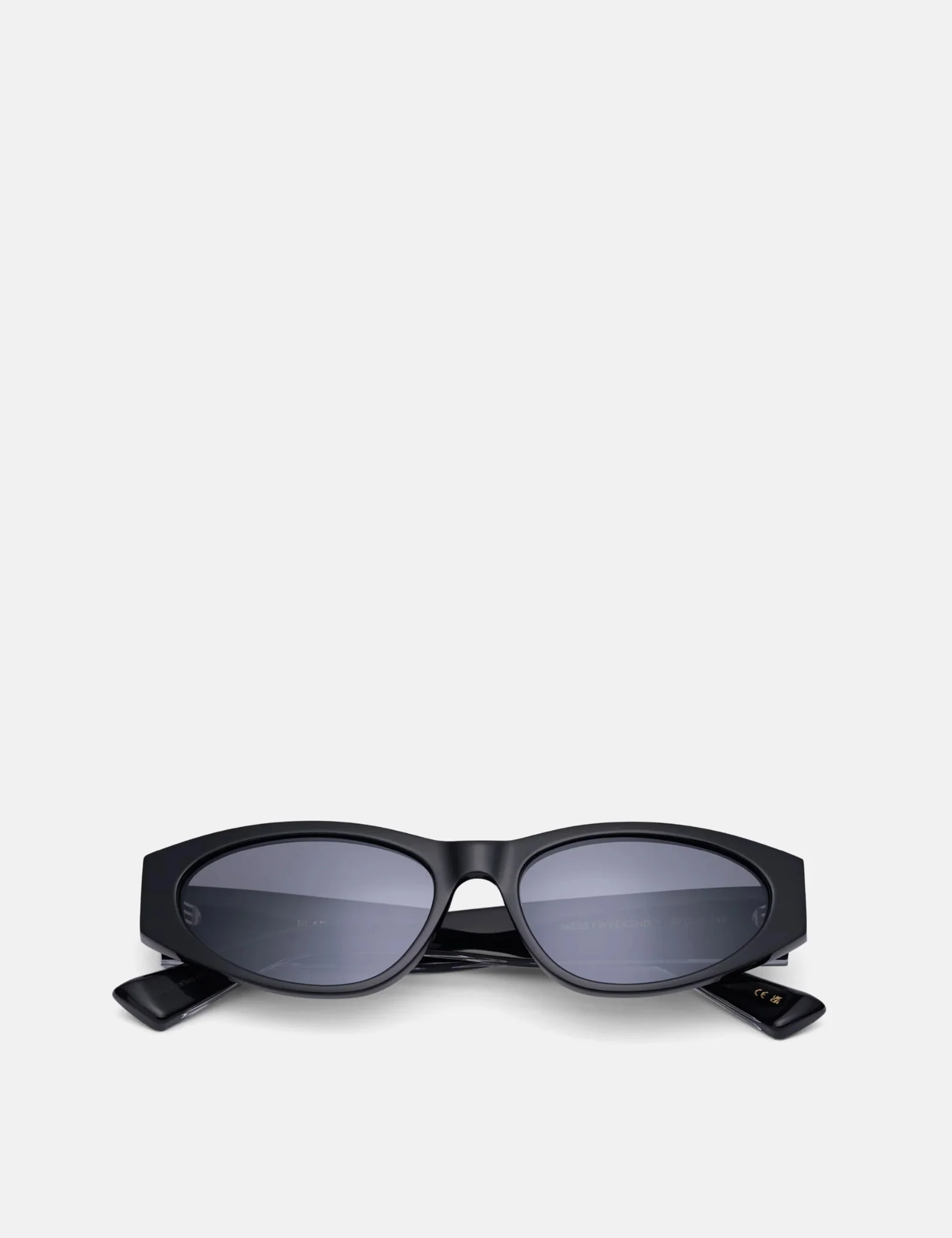 Messy Weekend Blade Sunglasses - Black/Transparent/Grey - Image 4