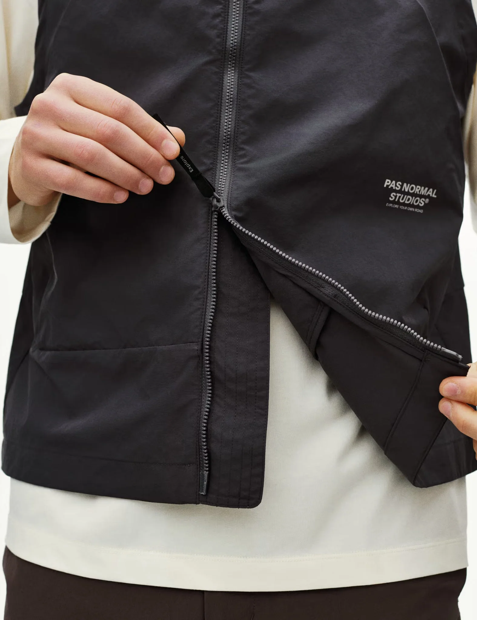 Pas Normal Studios Off-Race Utility Vest - Steel Grey - Image 2