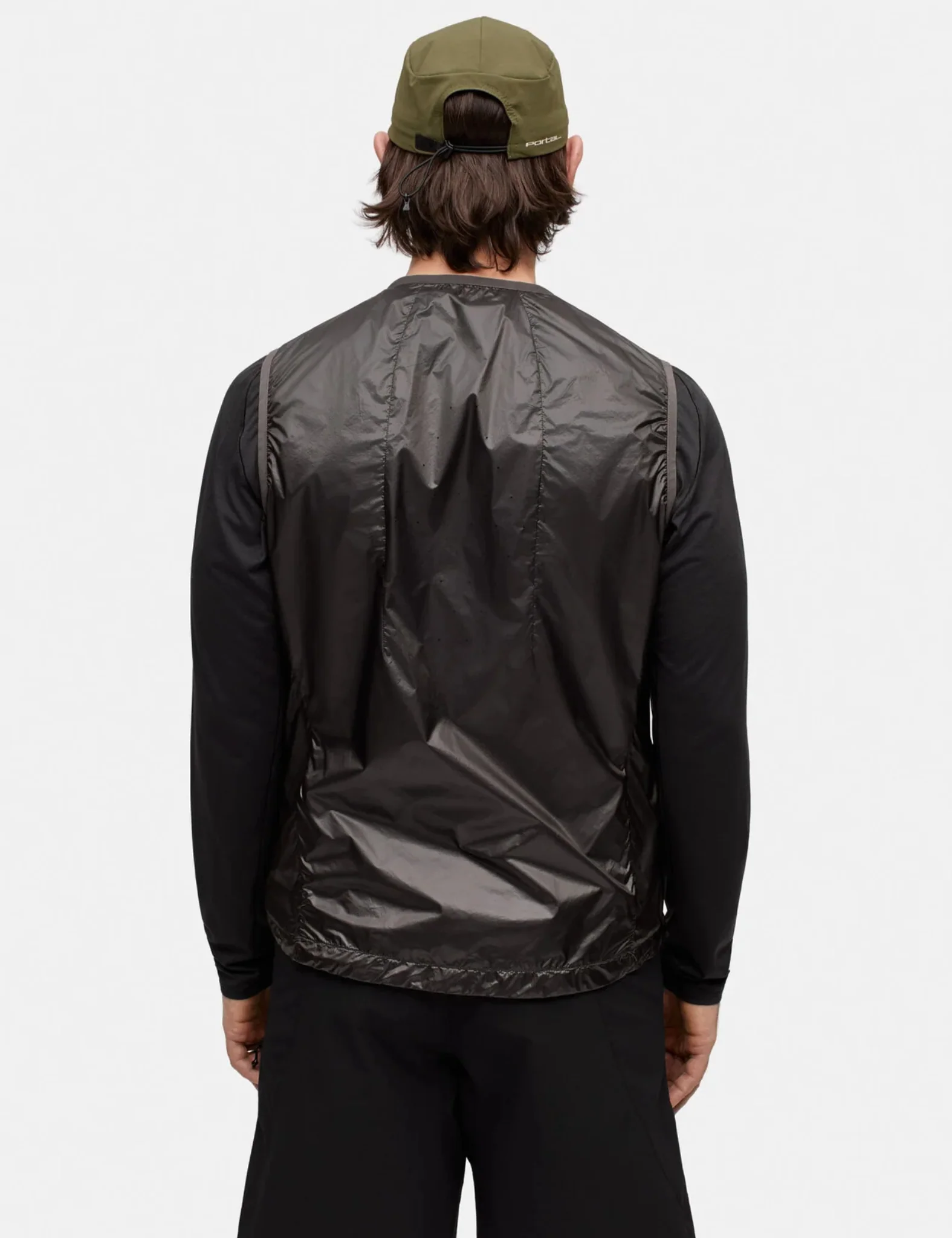 Portal Code Wind Vest - Beluga Grey - Image 4