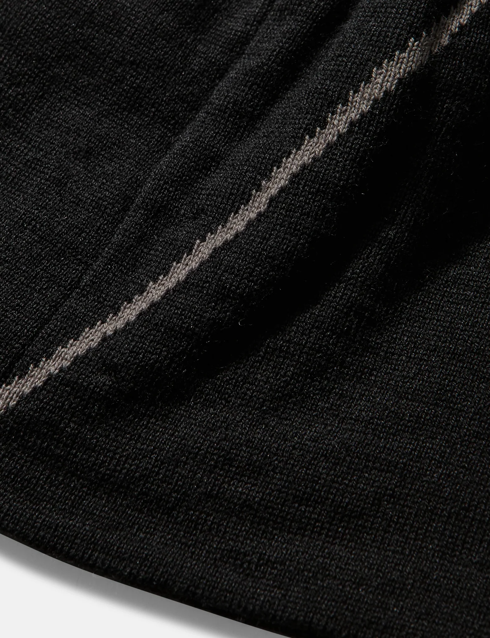 ROA Logo Wool Beanie Hat - Black - Image 3